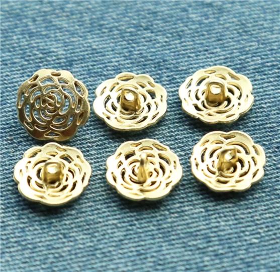 Flower Shape Sewing Buttons Manufacturer