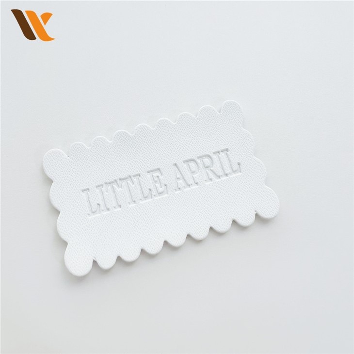 PU Label Embossed Leather Label2